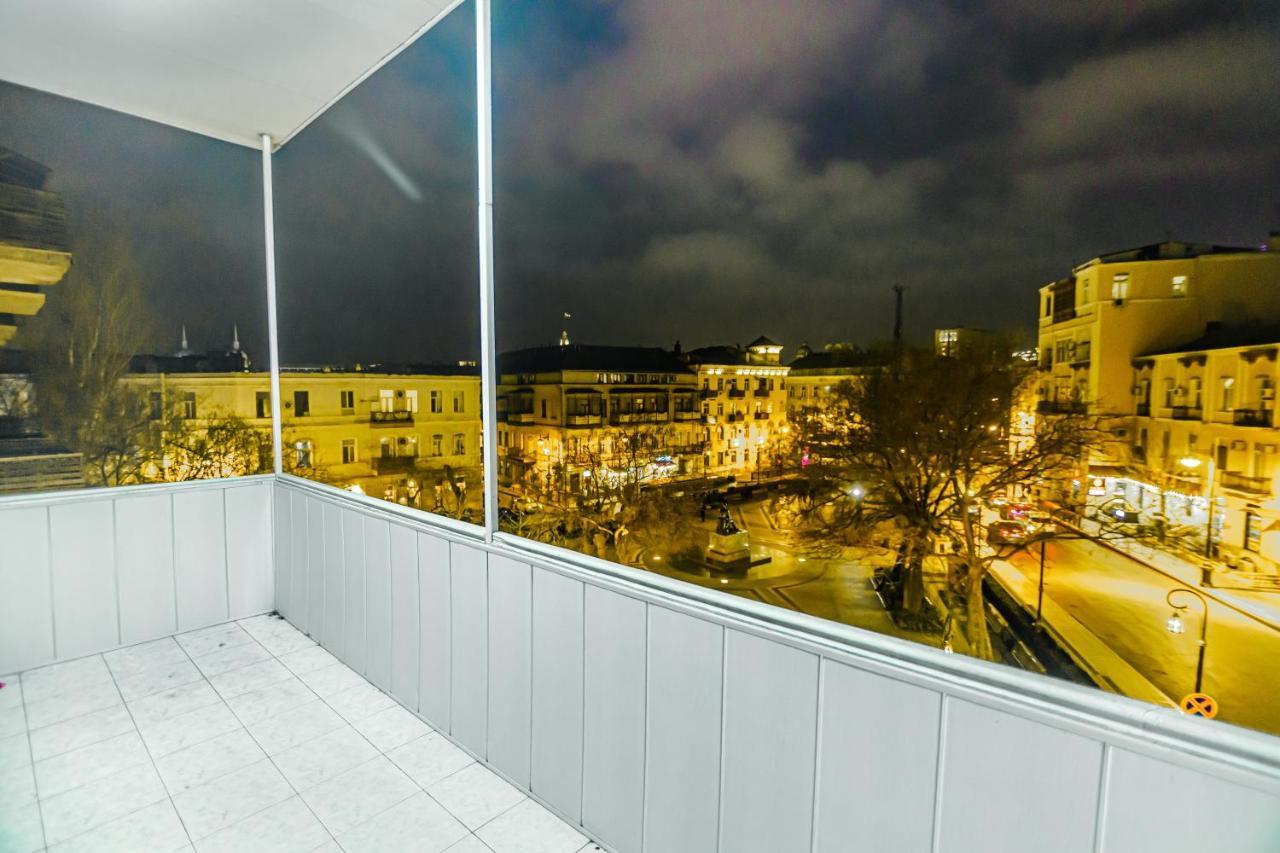 M Estate 4 room (015) Baku Exterior foto