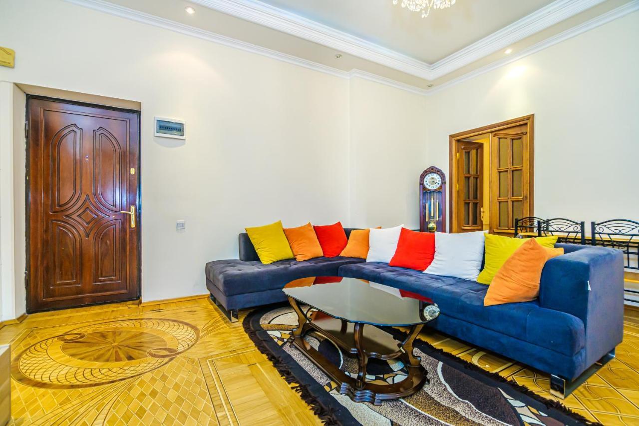 M Estate 4 room (015) Baku Exterior foto